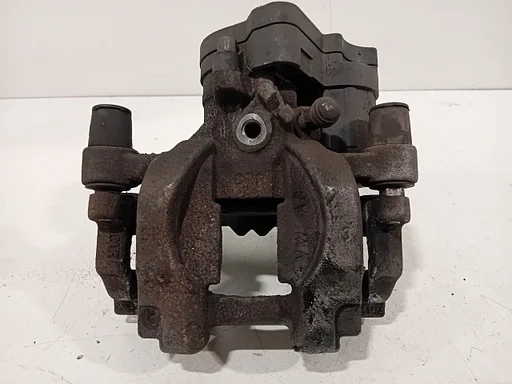 Remklauw links achter Volkswagen Passat