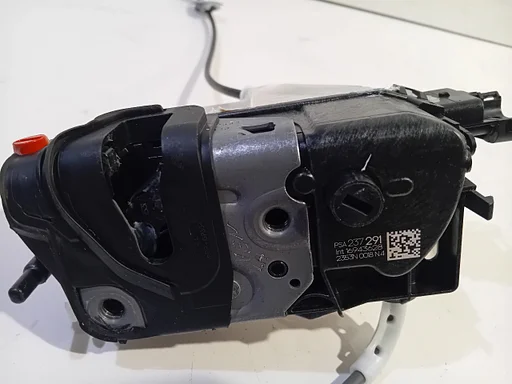 Slot mechaniek portier elektrisch centrale vergrendeling links achter Peugeot 3008