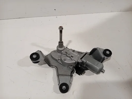 Ruitenwissermotor achter Suzuki Baleno