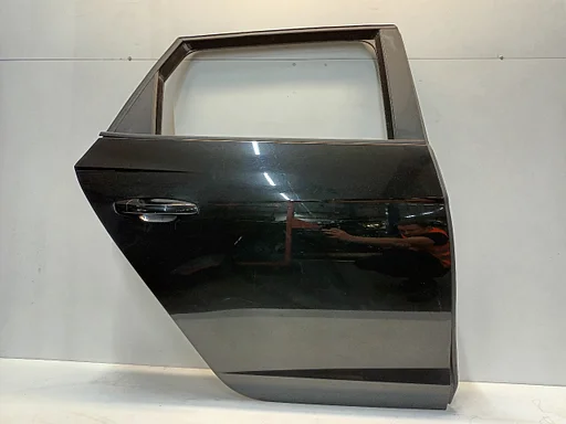 Portier rechts achter Seat Leon