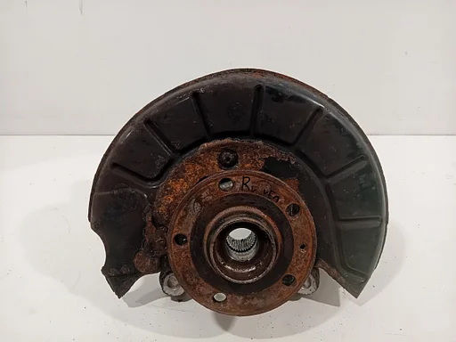 Wielnaaf rechts voor Volkswagen Passat