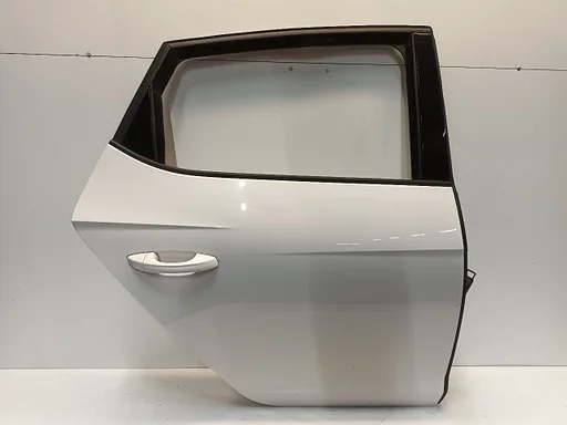 Portier rechts achter Seat Leon