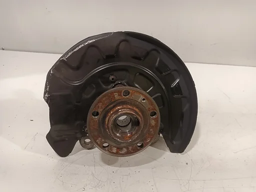 Wielnaaf rechts voor Seat Ateca