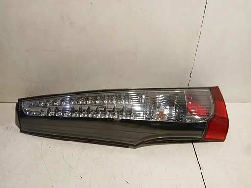 Achterlicht links buiten Mitsubishi Grandis