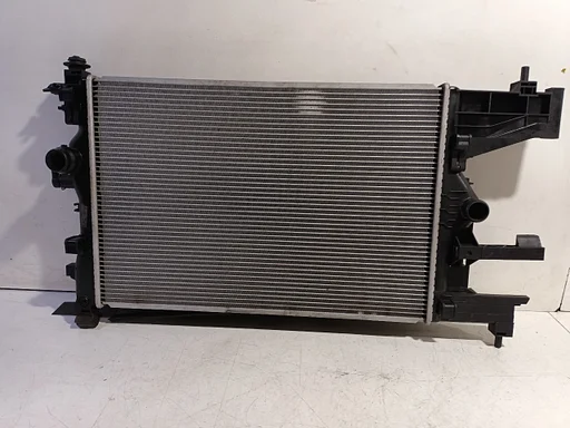 Radiateur Opel Astra