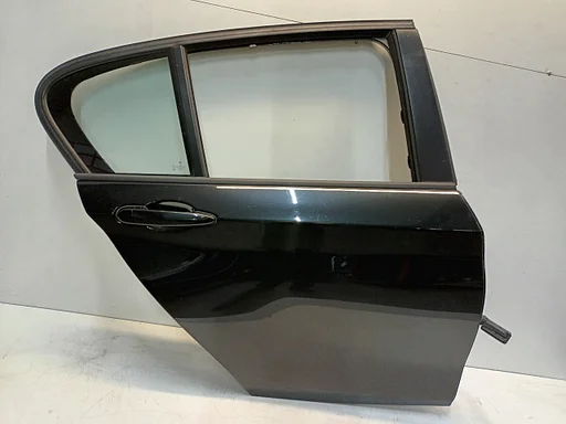 Portier rechts achter BMW 1 serie