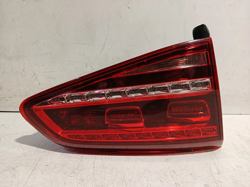 Achterlicht kofferdeksel achterklep links Volkswagen Golf