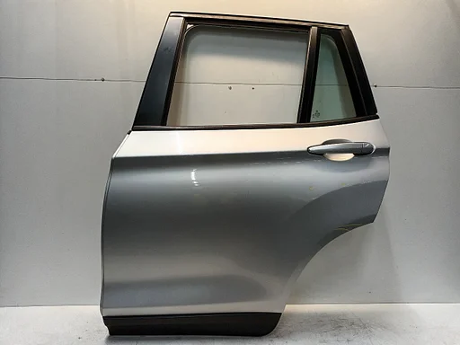 Portier links achter BMW X3