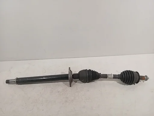 Aandrijfas rechts voor Mercedes-Benz CLA