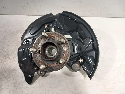 Wielnaaf rechts voor Ford Focus