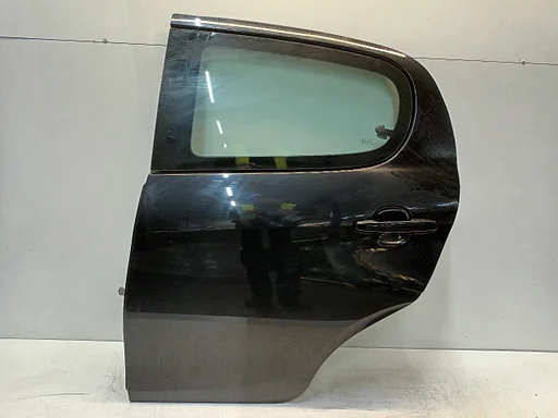 Portier links achter Peugeot 108