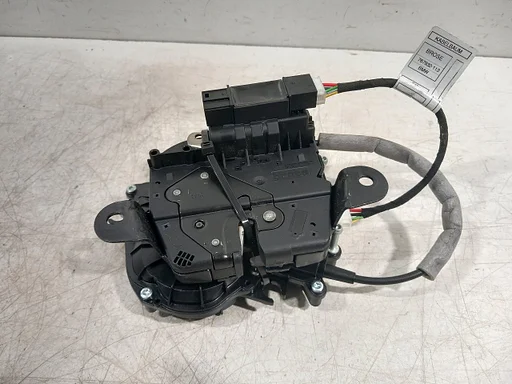 Slot mechaniek kofferdeksel achterklep elektrisch BMW 2 serie