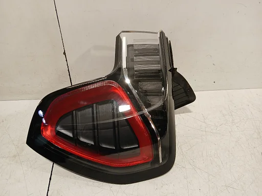 Achterlicht carrosserie rechts Lynk & Co 01