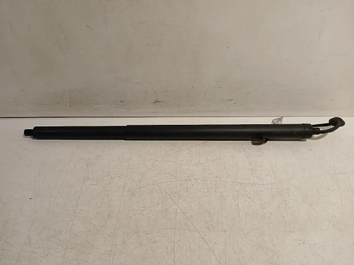 Gasdrukveer links achter Lynk & Co 01