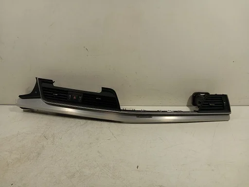 Dashboard luchtrooster midden Audi SQ5