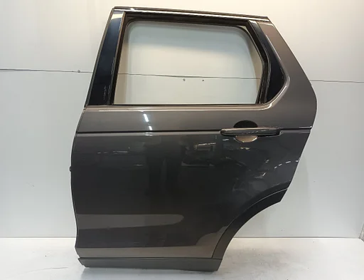 Portier links achter Land Rover Discovery