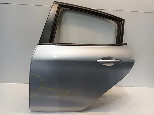 Portier links achter Peugeot 208
