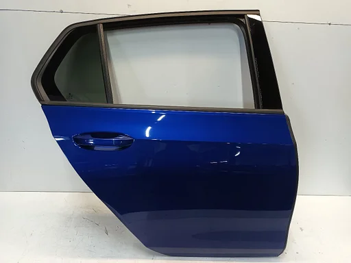 Portier rechts achter Volkswagen Golf