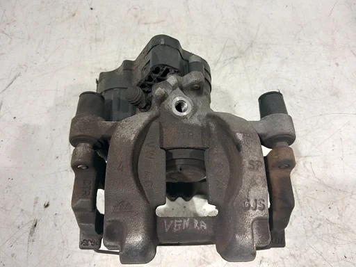 Remklauw links achter Volkswagen Passat