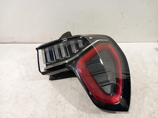 Achterlicht carrosserie rechts Lynk & Co 01