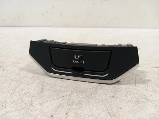 Aux poort Lynk & Co 01