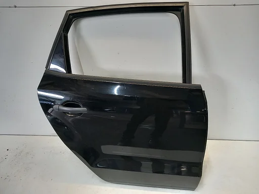Portier rechts achter Volkswagen Polo
