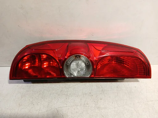 Achterlicht links buiten Fiat Doblo