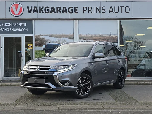 Mitsubishi Outlander 2.0 PHEV instyle+ |PANO|360 CAMERA|STUUR+STOELVERW.|ORG.NL|NAP| 17459 / 3800