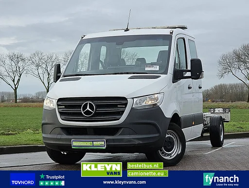 Mercedes-Benz SPRINTER 319 L3 Chassis Dub Cab