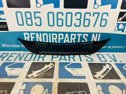 Bumper Rooster Mercedes A Klasse W177 AMG Onder Grill A1778859100 2-B7-5588A