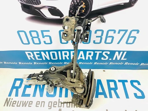 W177 VEERPOOT MERCEDES A KLASSE SEDAN LIMOUSINE RECHTS ACHTER SCHOKDEMPER RA