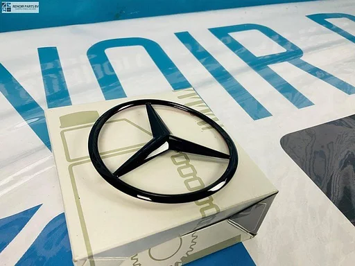 STER KOFFERKLEP MERCEDES C KLASSE W205 STATION ESTATE ACHTERKLEP LOGO ZWART