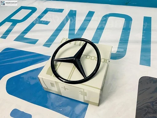 STER KOFFERKLEP MERCEDES A KLASSE W177 SEDAN ZWART LOGO ACHTERKLEP