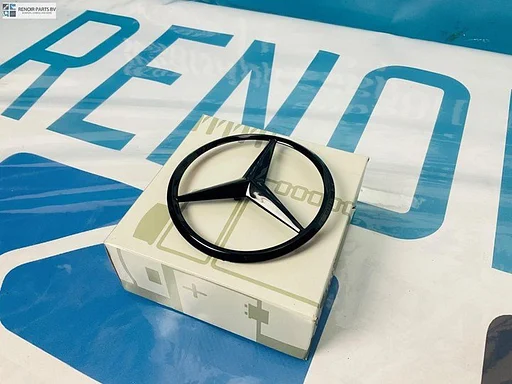 STER KOFFERKLEP MERCEDES A KLASSE W177 HATCHBACK ZWART ACHTERKLEP LOGO 2018-2022