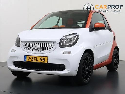 Smart ForTwo 1.0 Passion navigatie | panorama roof | air conditioning control | NAP | LMV |
