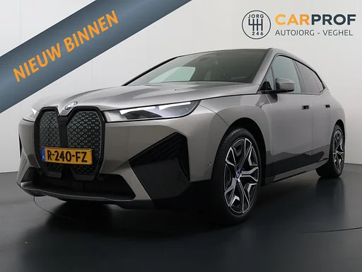 BMW iX trailer coupling | SOH 97% | Pano | Harman Kardon | HUD | xDrive40 High Executive 77 kWh