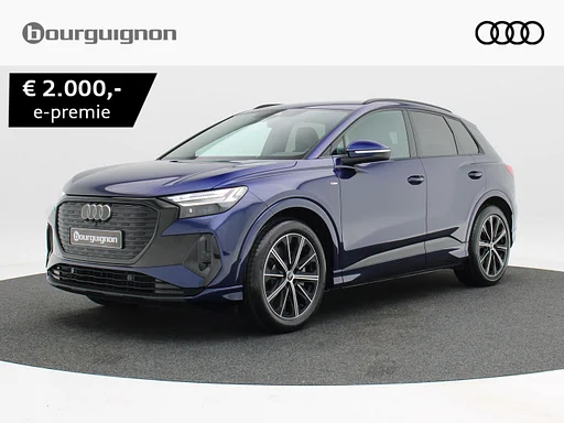 Audi Q4 e-tron 40 | S edition | 204 PK | 20 inch felnik | Privacyglas | Zwart Optiek Plus | vontatóautó |