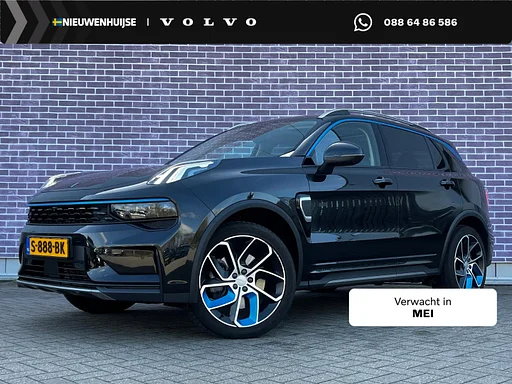 Lynk&Co 01 1.5 | 360 Camera | Panoramadak | Camera | Adaptieve Cruise Control | Elek. Achterklep | Stoelverwarming | Apple Car Play | Trekhaak | Parkeersensoren voor + achter |