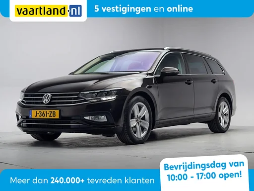 Volkswagen Passat Variant 1.5 TSI Comfort Business Aut. [ Navi camera heated seats LED ]