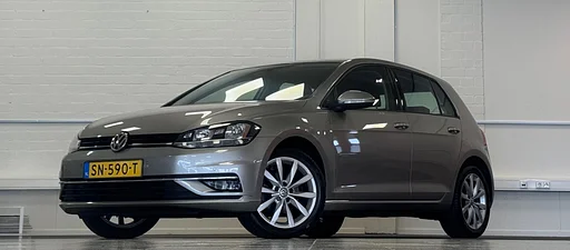 Volkswagen Golf 1.0 TSI Highline Virtual cockpit Navi 2nd owner LED NL Mooi!