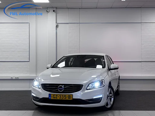 Volvo V60 2.4 D6 Twin motor Summum | carro de reboque | Leder |