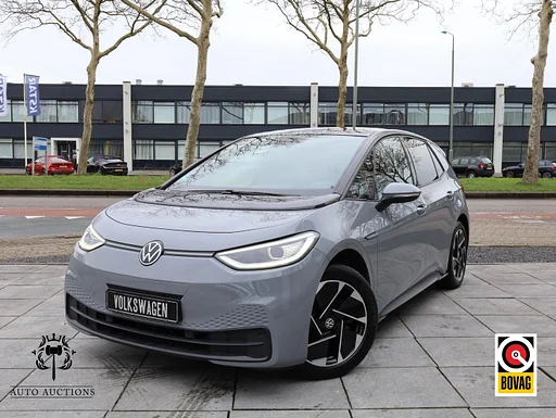 Volkswagen ID.3 Pro 58 kWh SOH 88% 150KW | Panodak | Head-up | Keyless | camera | IQ Light Matrix LED | Getint Glas | 18"Inch |