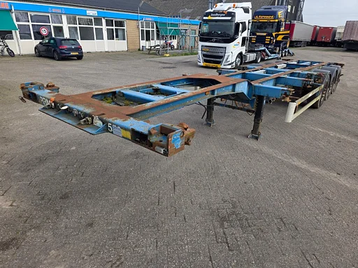 Renders  Mercedes - Disc Châssis porte-conteneurs Renders - 3 essieux - Mercedes - Freins à disque - Suspension pneumatique - Verrouillage par rotation