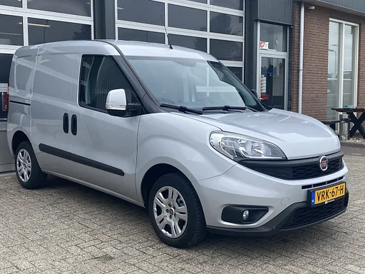 Fiat Doblò Cargo 1.3 MJ L1H1 SX Marge Btw en Bpm vrij Airco Cruise controle Navigatie Tussenschot Parkeerhulp achter 1e eigenaar Ex overheid Euro 5 Marge 20x op voorraad