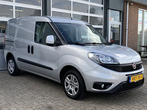 Fiat Doblò Cargo 1.3 MJ L1H1 SX Marge, Btw en Bpm vrij Airco Cruise controle Navigatie Tussenschot Parkeerhulp achter 1e eigenaar Ex overheid Euro 5 Marge