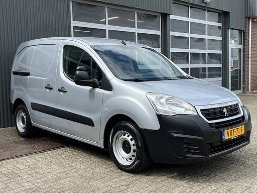 Peugeot Partner 120 1.6 HDi Marge Airco Btw / Bpm vij Cruise controle Parkeerhulp achter Navigatiesysteem Dealer onderhouden Euro 6 Ex overheid Bpm en btw vrij voor particulier gebruik!! Marge