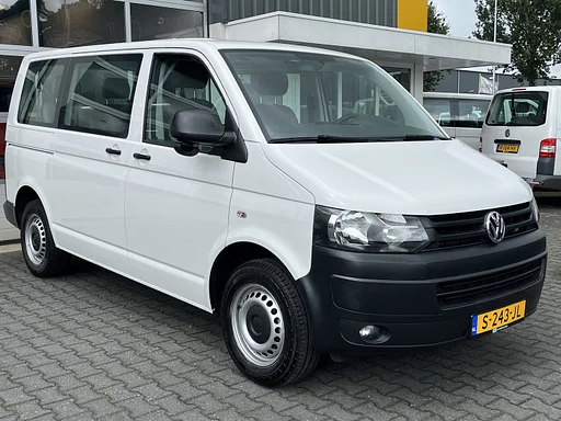 Volkswagen T5 Transporter Kombi 2.0 TDI 140 PK DSG automatico L1H1 BTW en BPM vrij aria condizionata Cruise Control auto da rimorchio PDC 1 ° proprietario Marge Ideaal voor conversione naar rv Euro 5 Personenbus Kombi station wagon Tourer Groepsvervoer