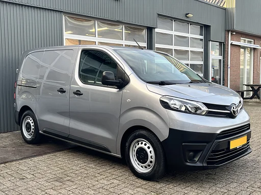 Toyota ProAce 1.5 BlueHDI Worker Marge BTW en BPM vrij!! Airco Cruise controle Navigatiesysteem 2-Persoons Parkeerhulp achter Apple carplay 1e eigenaar Euro 6 Bpm en Btw vrij voor particulier gebruik !!