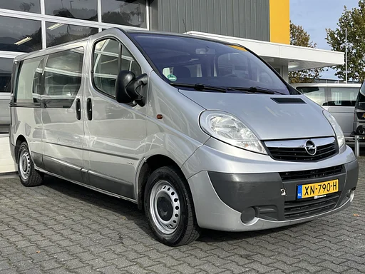 Opel Vivaro station wagon 2.0i L2H1 9 ülőhely légkondicionáló vontatóautó Personenbus APK 14-01-2027 Kombi Tourer Taxi Groepsvervoer