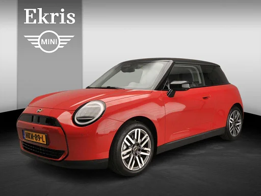 MINI Cooper E 3-deurs Classic Trim / Package L /Panoramadak / Getint glas / Harman-kardon / Park assist / Alu wielen 17 inch